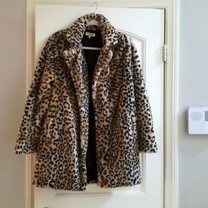 Ladies leopard coat